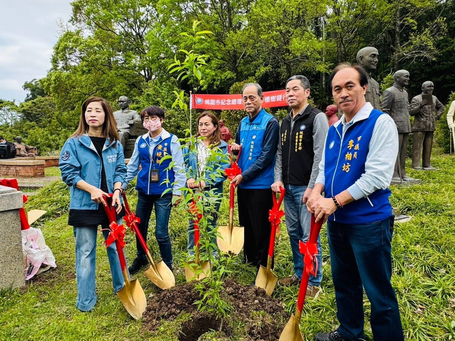 中國國民黨桃園市黨部紀念總理逝世100周年 發揚不畏艱難 風雨精神 克服任何挑戰